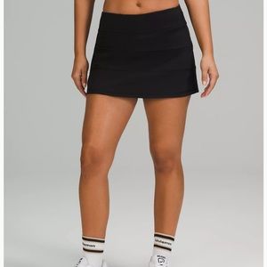Pace rival black lululemon skirt